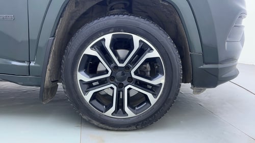 Used 2021 Jeep Compass Model S (O) Diesel 4x4 AT Diesel Automatic tyres RIGHT FRONT TYRE RIM VIEW