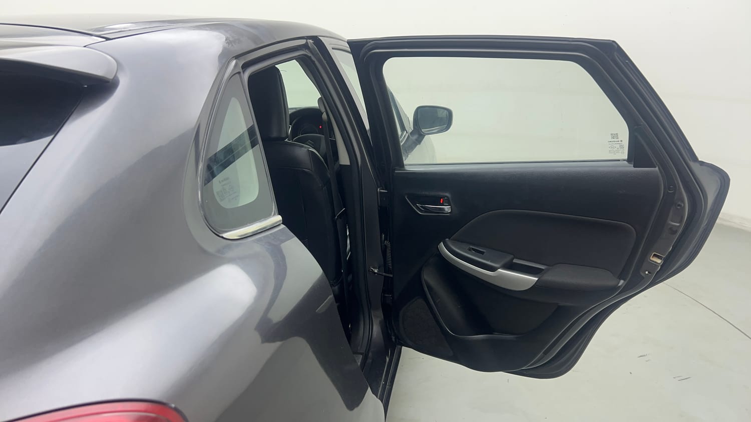 Used 2017 Maruti Suzuki Baleno Delta 1.2 Petrol Manual interior RIGHT REAR DOOR OPEN VIEW