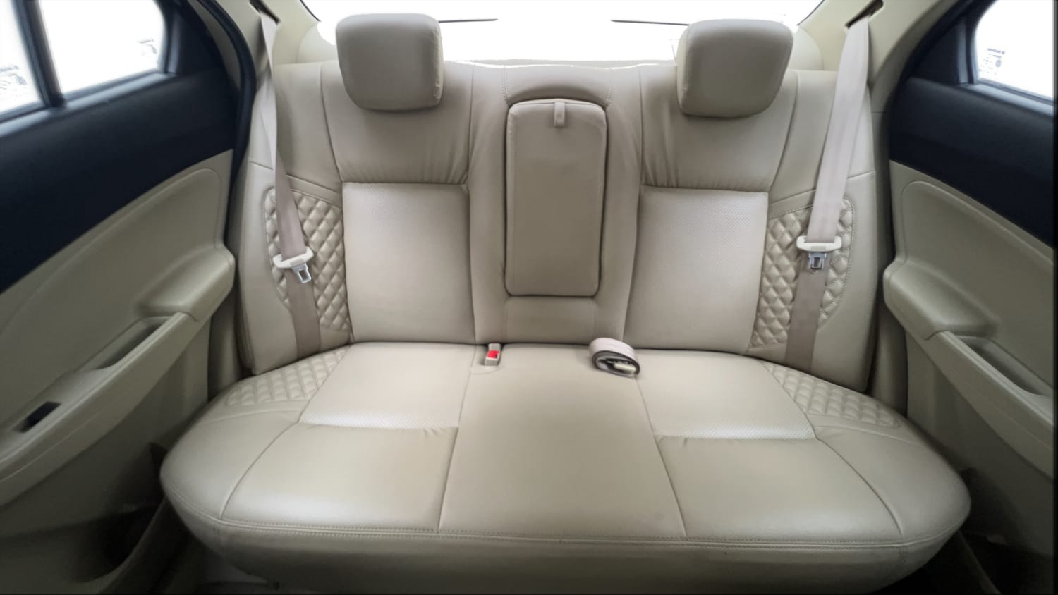 Used 2019 Maruti Suzuki Dzire VXi AMT Petrol Automatic interior REAR SEAT CONDITION VIEW