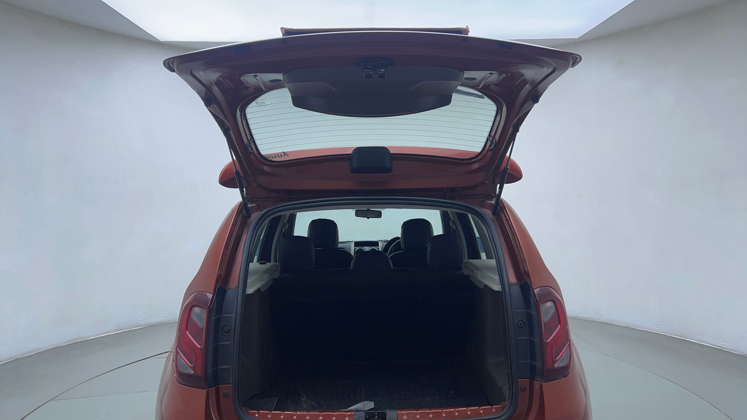 Used 2018 Renault Duster RXL Petrol Petrol Manual interior DICKY DOOR OPEN VIEW