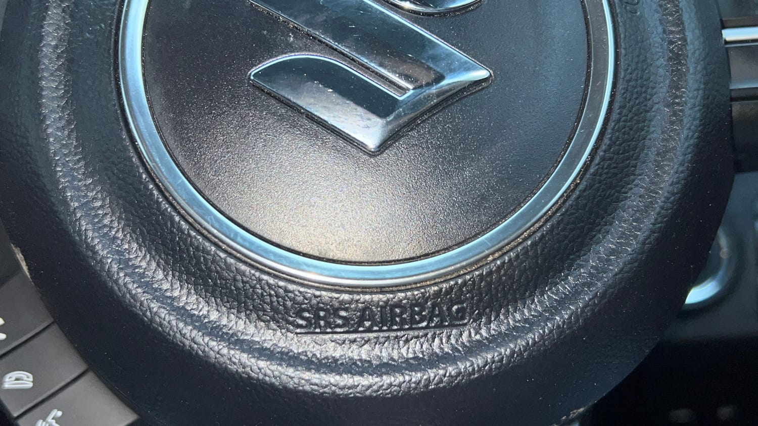 Used 2024 Maruti Suzuki Brezza ZXi Petrol Manual top_features Airbags
