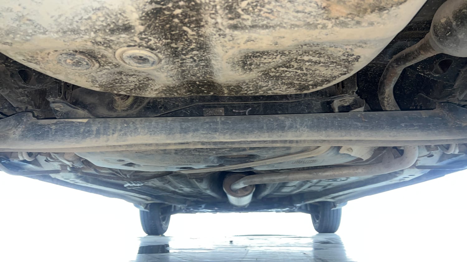 Used 2023 Maruti Suzuki Wagon R VXI 1.0 Petrol Manual extra REAR UNDERBODY VIEW (TAKEN FROM REAR)