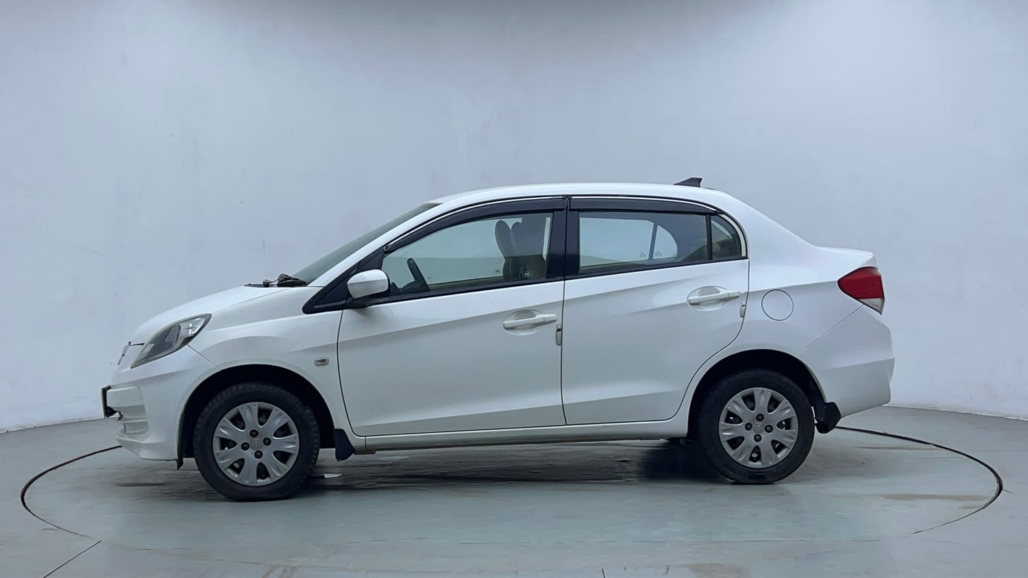 Used 2013 Honda Amaze 1.2 S i-VTEC Petrol Manual exterior LEFT SIDE VIEW