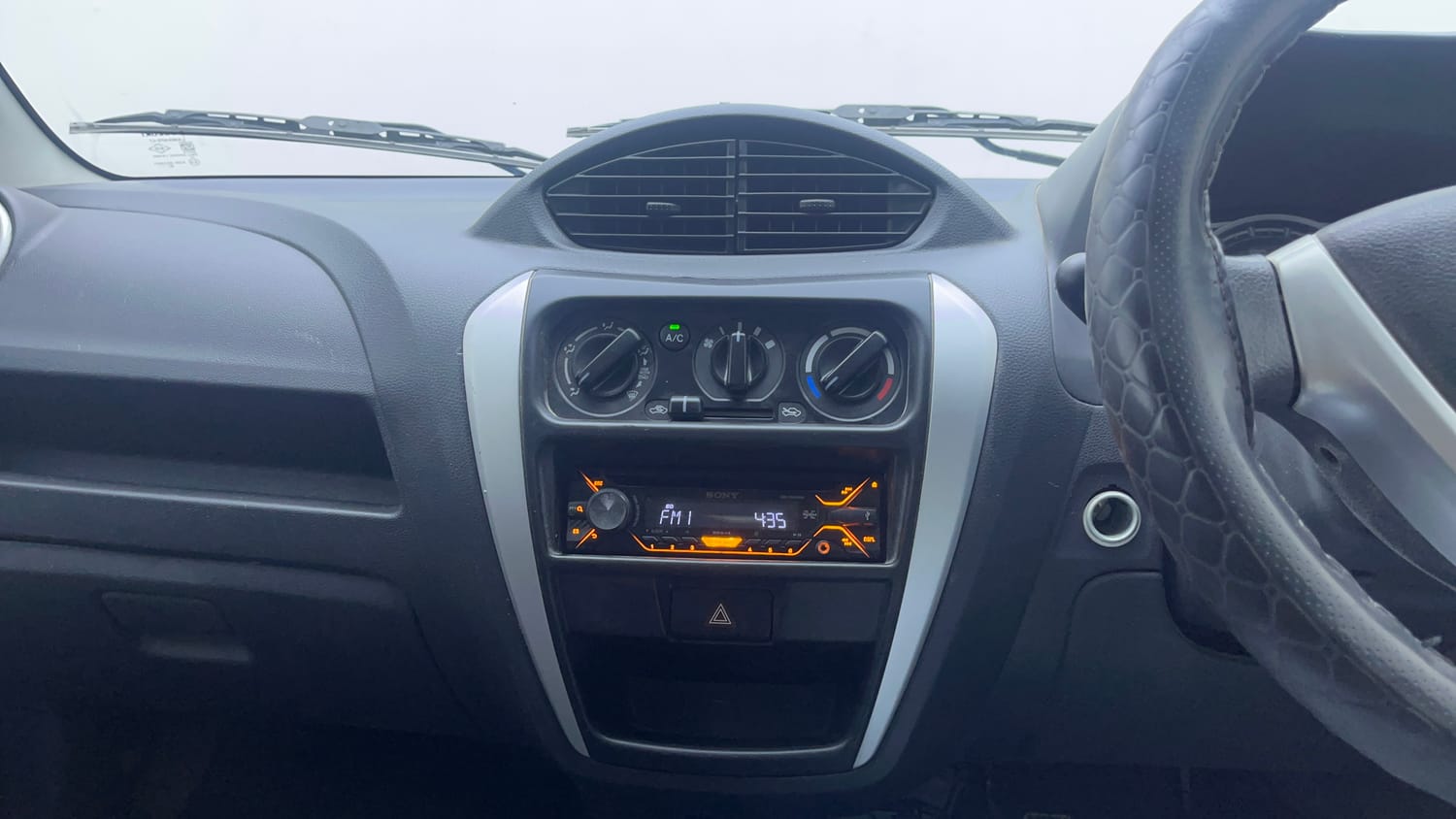 Used 2018 Maruti Suzuki Alto 800 LXi (O) Petrol Manual interior MUSIC SYSTEM & AC CONTROL VIEW
