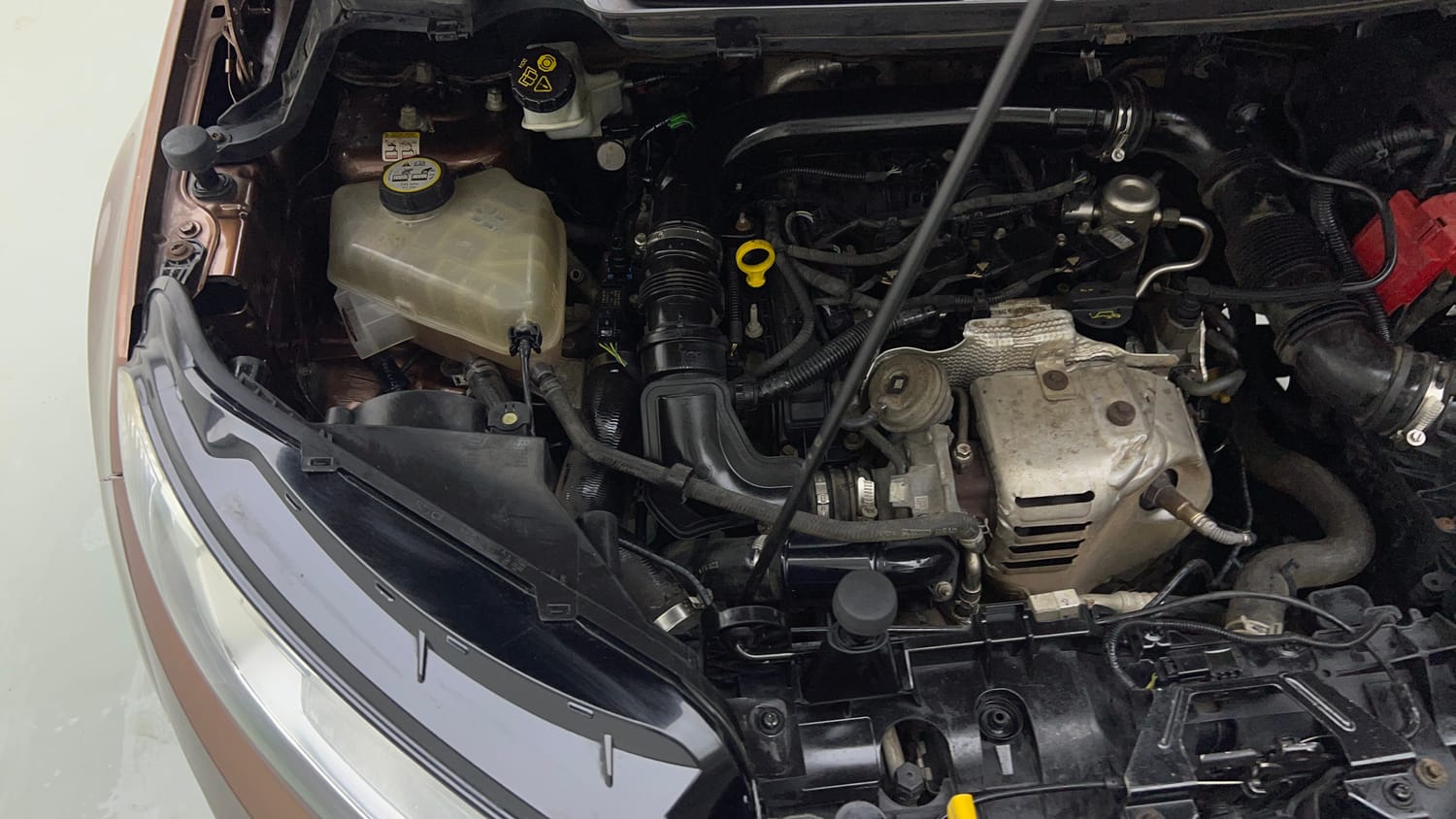 Used 2017 Ford EcoSport Trend+ 1.0L EcoBoost Petrol Manual engine ENGINE RIGHT SIDE VIEW