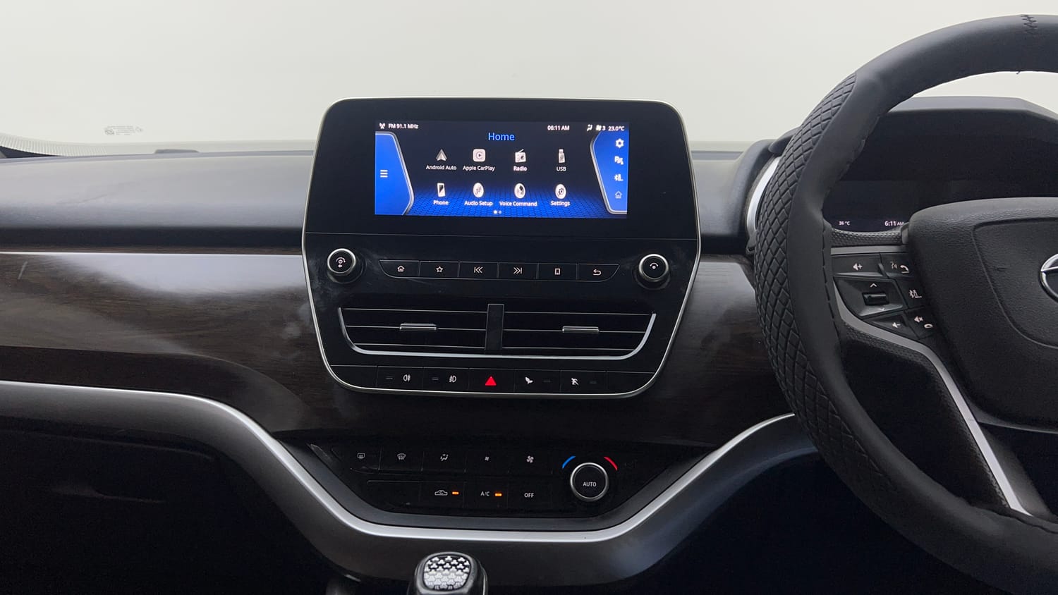Used 2021 Tata Harrier XZA Plus Dual Tone Diesel Automatic interior MUSIC SYSTEM & AC CONTROL VIEW