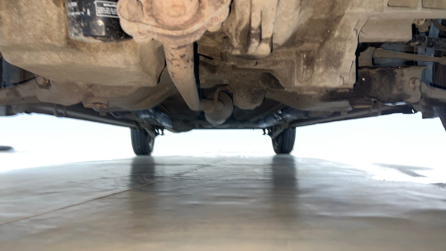 Used 2016 Maruti Suzuki Wagon R LXI CNG Cng Manual extra FRONT LEFT UNDERBODY VIEW