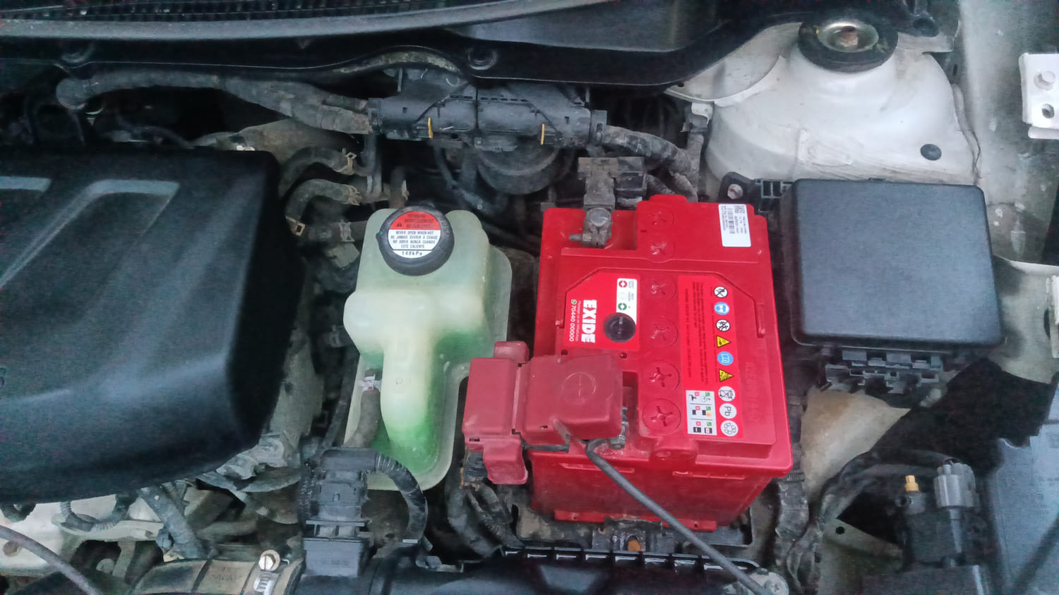Used 2018 Maruti Suzuki Dzire VDi AMT Diesel Automatic engine ENGINE LEFT SIDE VIEW