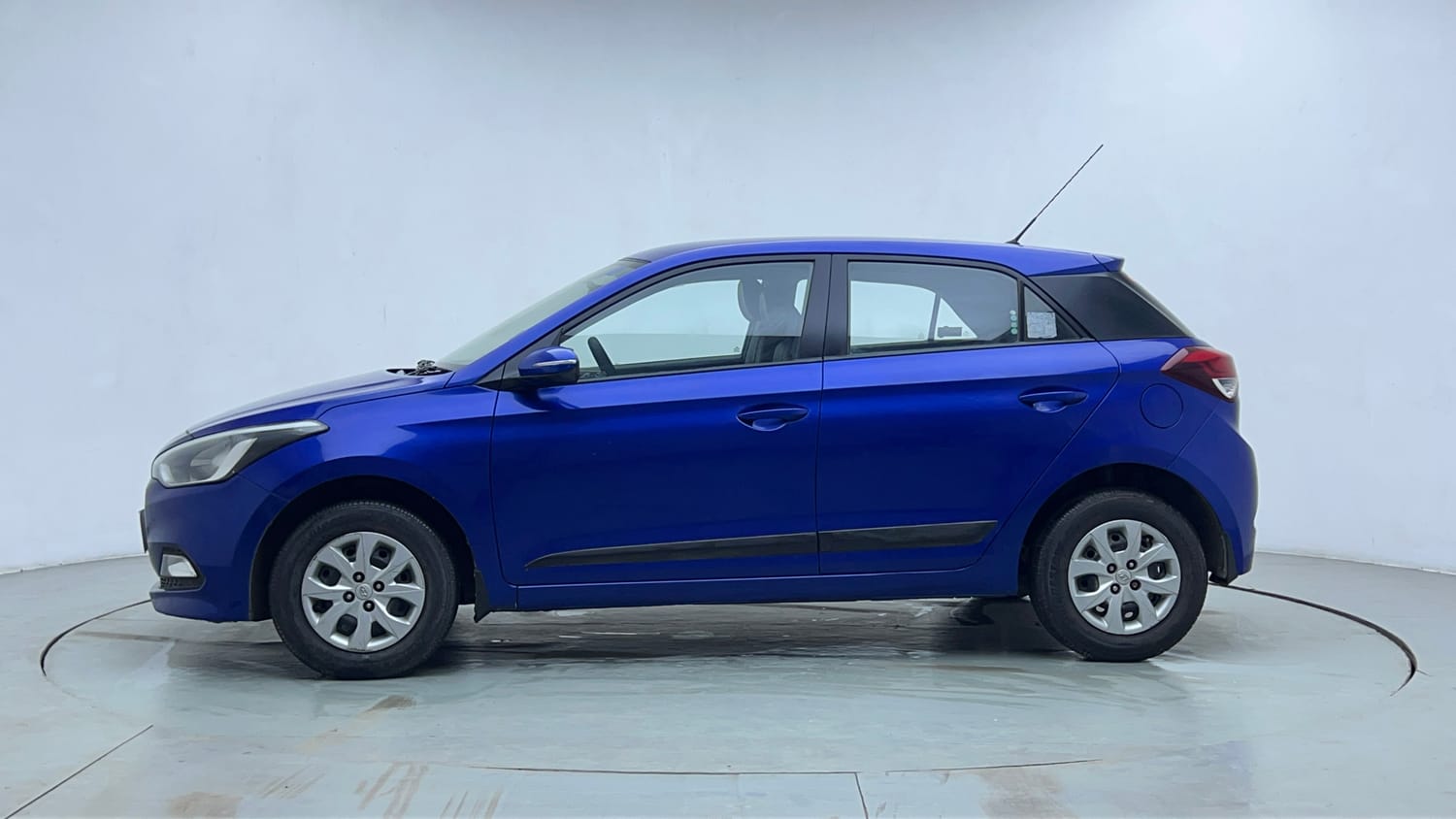 Used 2014 Hyundai Elite i20 Sportz 1.2 Petrol Manual exterior LEFT SIDE VIEW