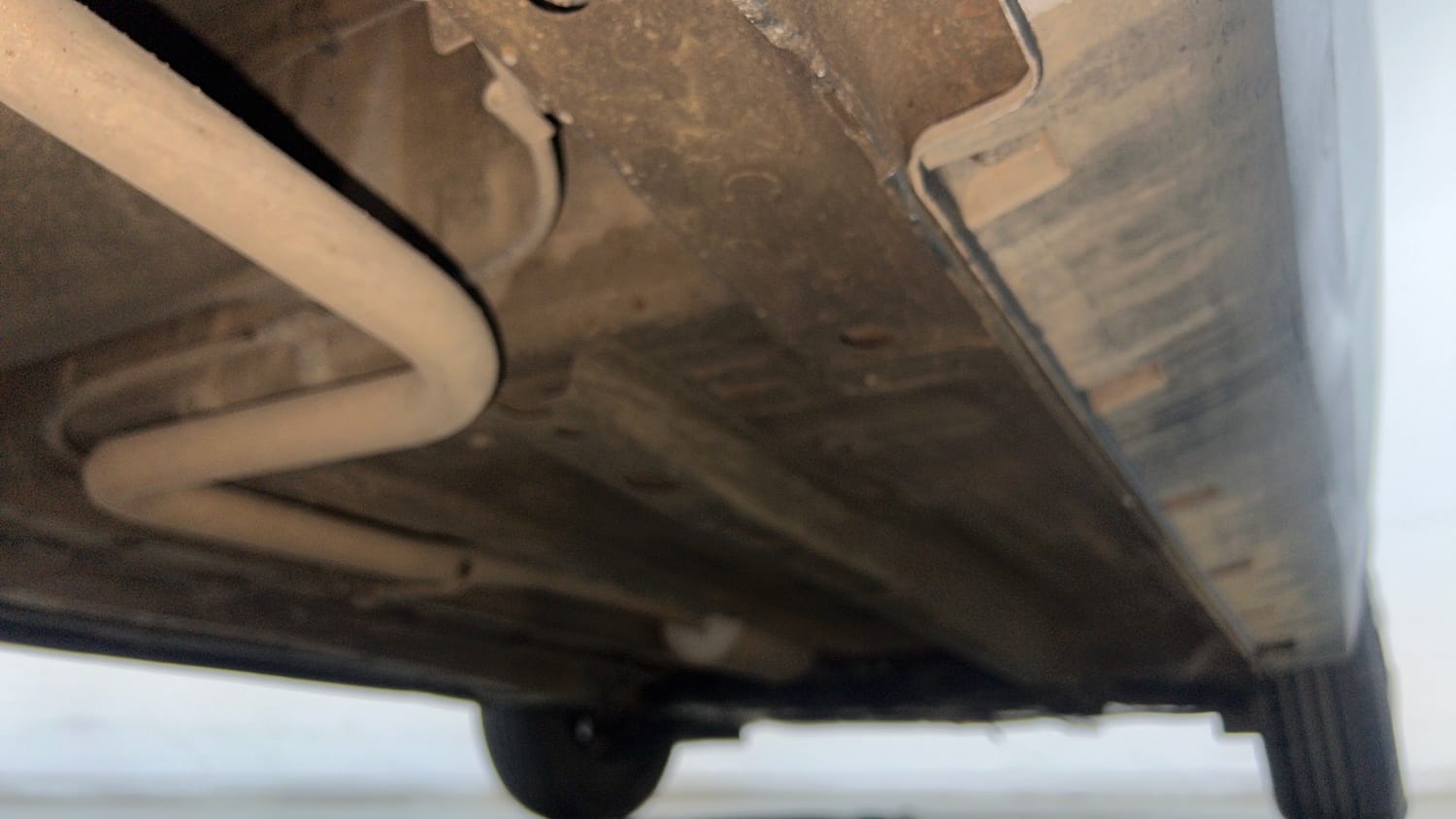 Used 2022 Tata Punch Accomplished AMT Petrol Automatic extra REAR RIGHT UNDERBODY VIEW