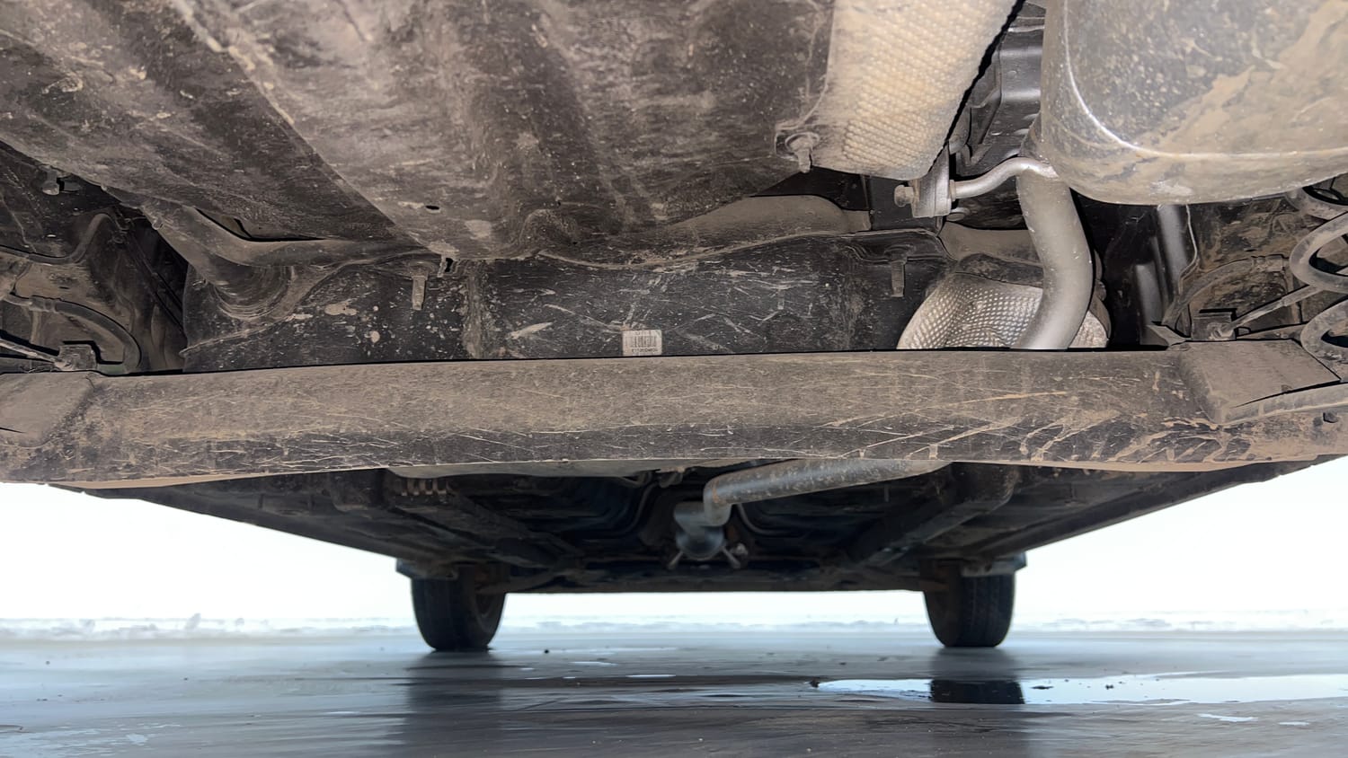 Used 2022 Hyundai Santro Sportz Petrol Manual extra REAR UNDERBODY VIEW (TAKEN FROM REAR)