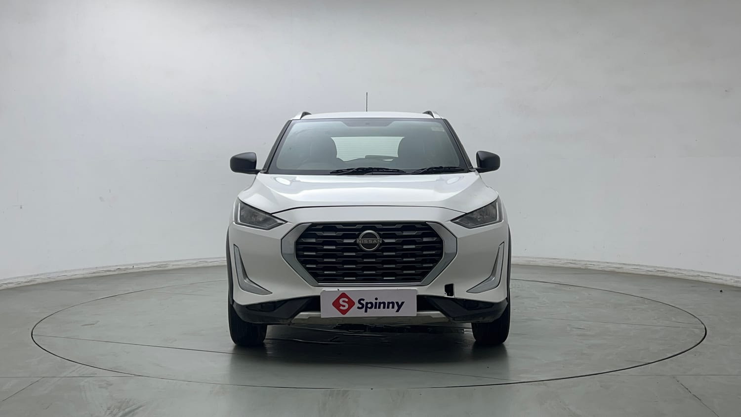 Used 2022 Nissan Magnite XE Petrol Manual exterior FRONT VIEW