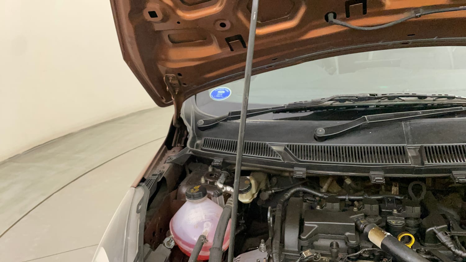 Used 2020 Ford Freestyle Titanium Plus 1.2 Ti-VCT Petrol Manual engine ENGINE RIGHT SIDE HINGE & APRON VIEW