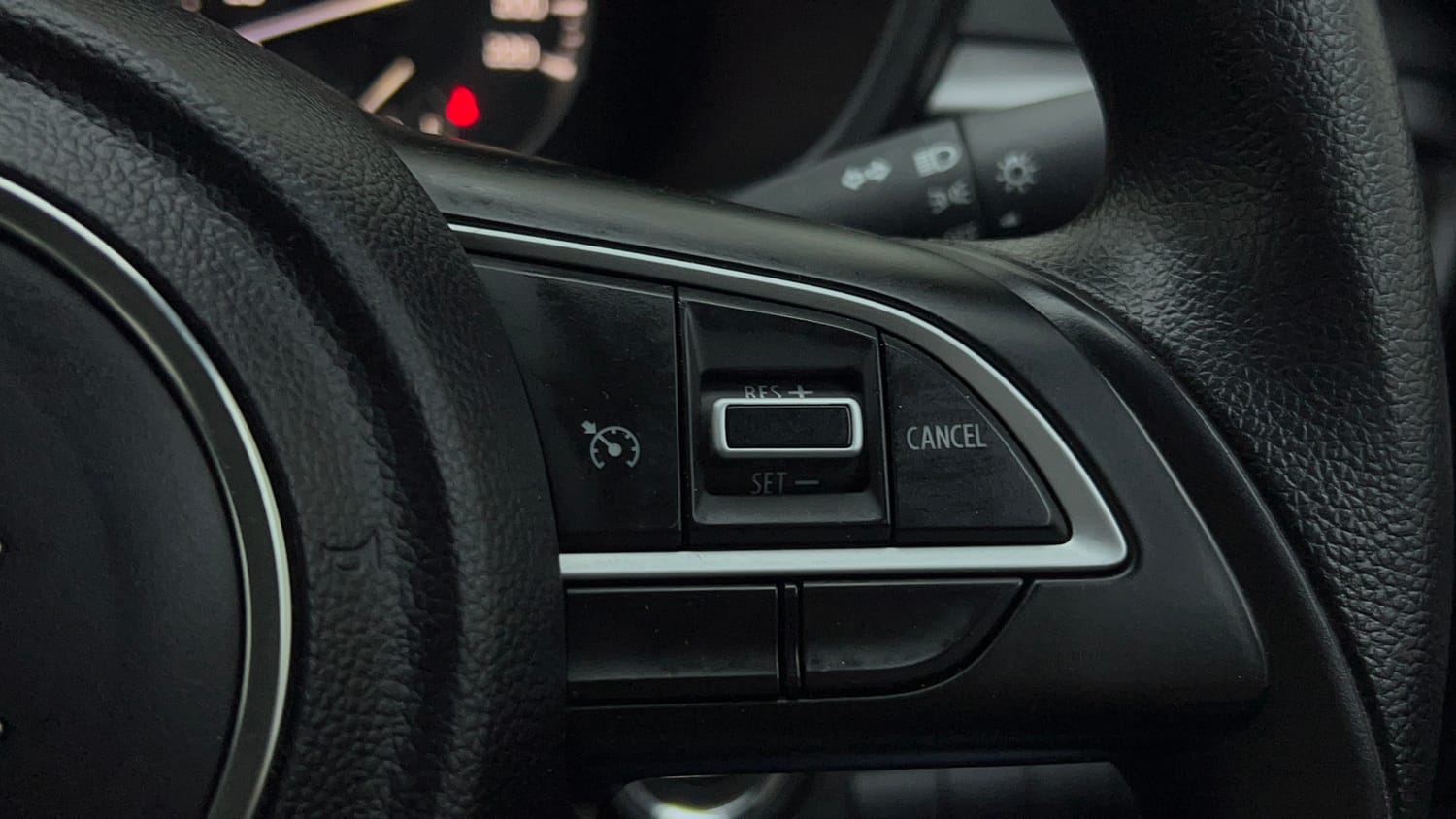Used 2024 Maruti Suzuki Brezza ZXi Petrol Manual top_features Cruise control