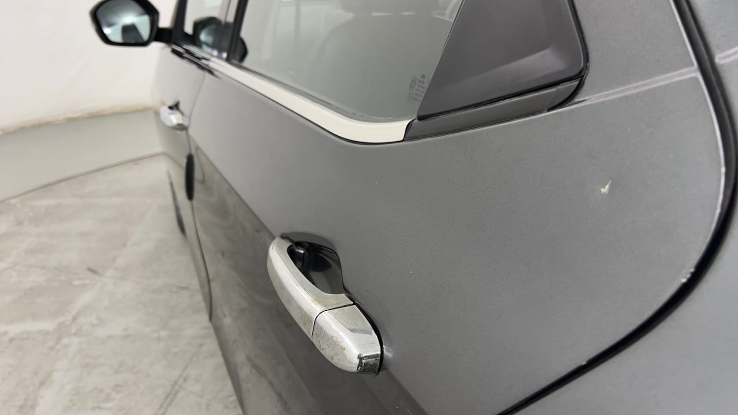 Used 2020 Tata Tiago Revotron XZ Petrol Manual dents MINOR DENT