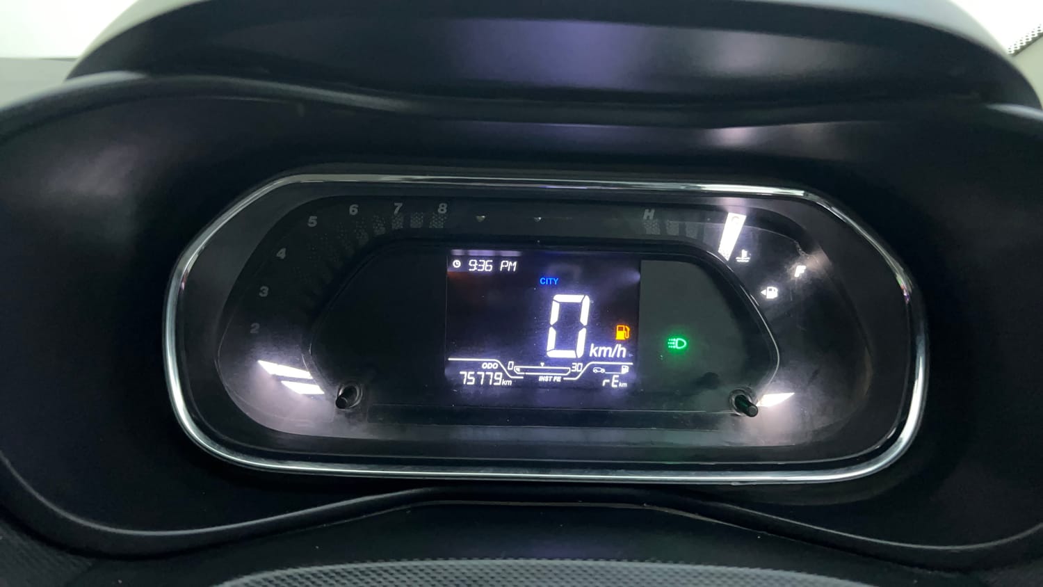 Used 2021 Tata Nexon XM Petrol Manual interior CLUSTERMETER VIEW