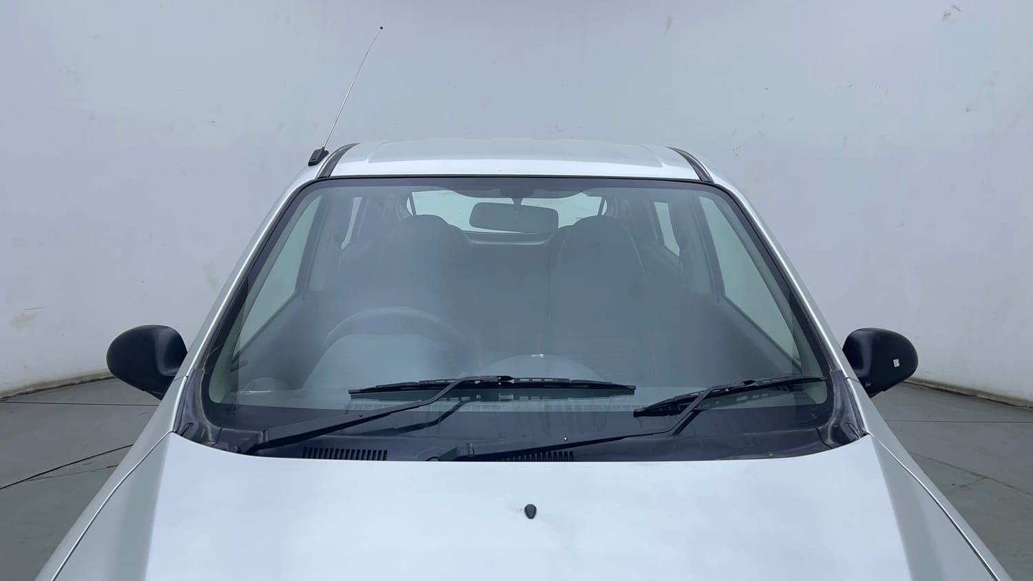 Used 2018 Maruti Suzuki Alto 800 LXi (O) Petrol Manual exterior FRONT WINDSHIELD VIEW