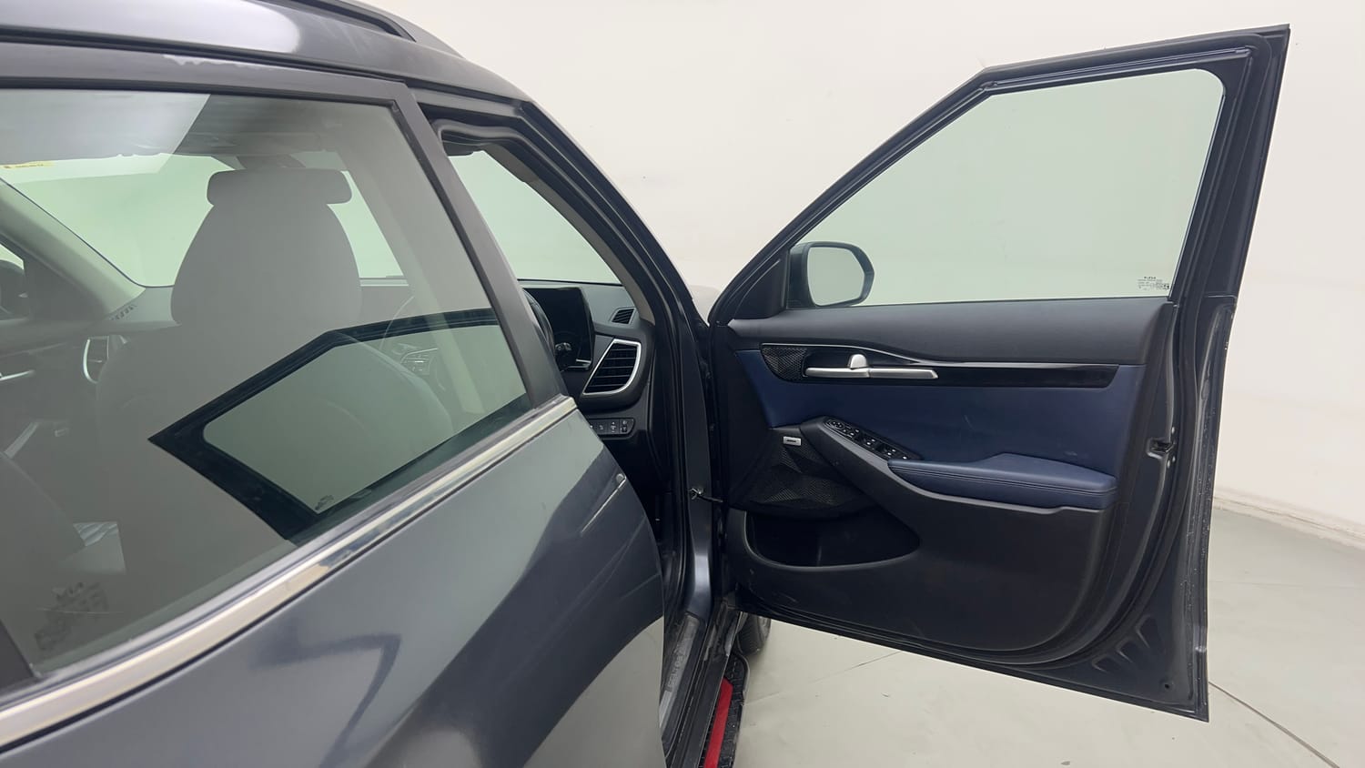 Used 2022 Kia Seltos X Line 1.5 Diesel AT Diesel Automatic interior RIGHT FRONT DOOR OPEN VIEW