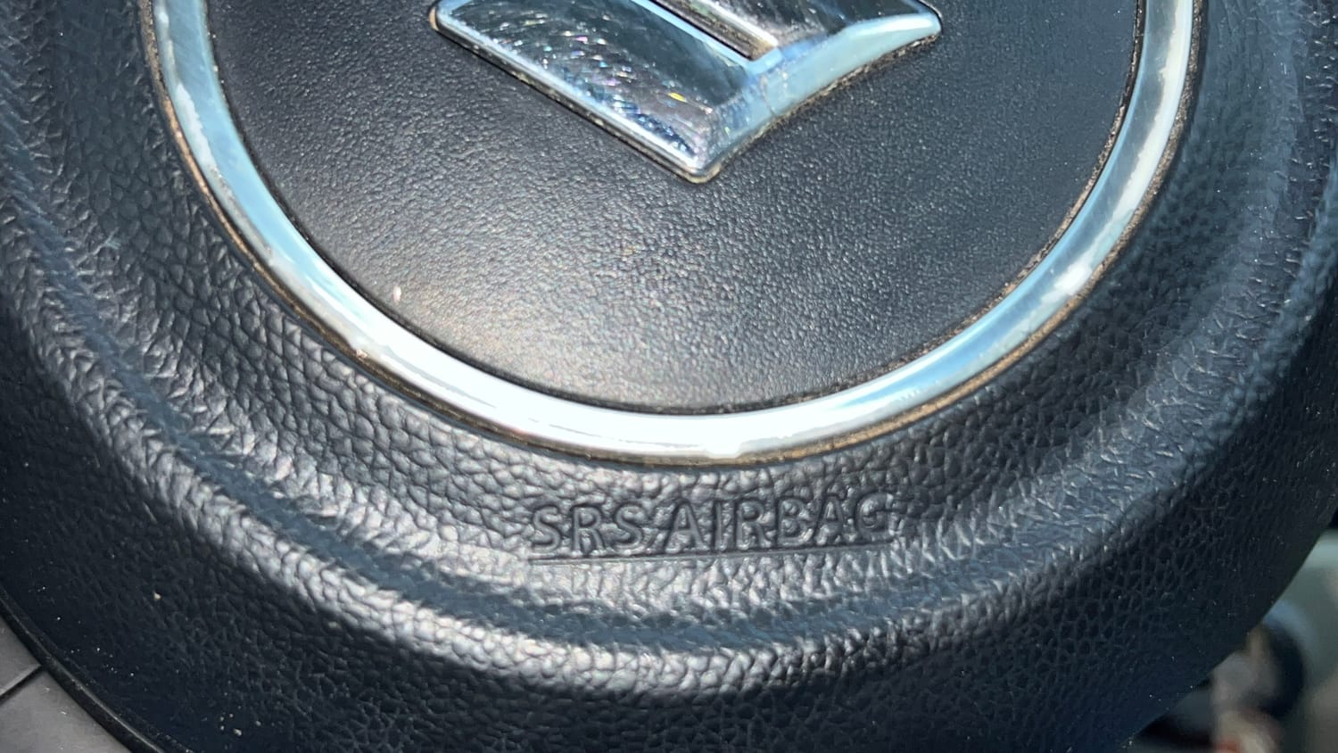 Used 2019 Maruti Suzuki Dzire VXi AMT Petrol Automatic top_features Airbags