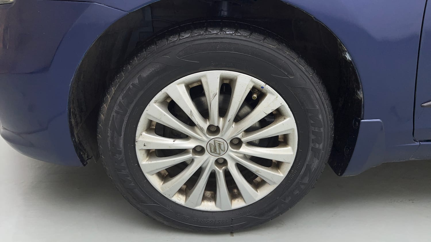Used 2018 Maruti Suzuki Ciaz Zeta 1.4 AT Petrol Automatic tyres LEFT FRONT TYRE RIM VIEW