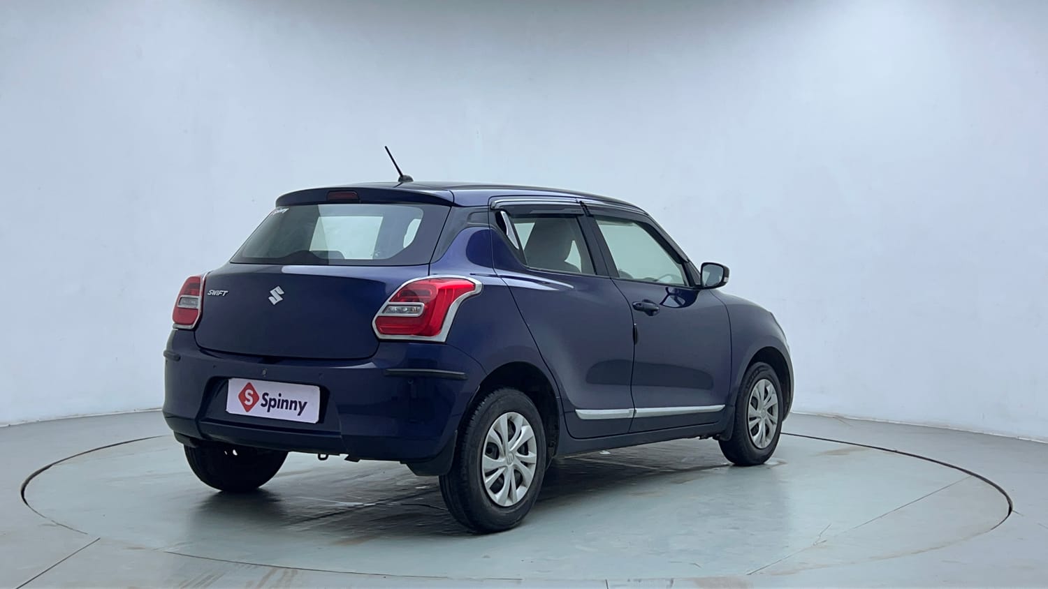 Used 2019 Maruti Suzuki Swift VXi AMT Petrol Automatic exterior RIGHT REAR CORNER VIEW