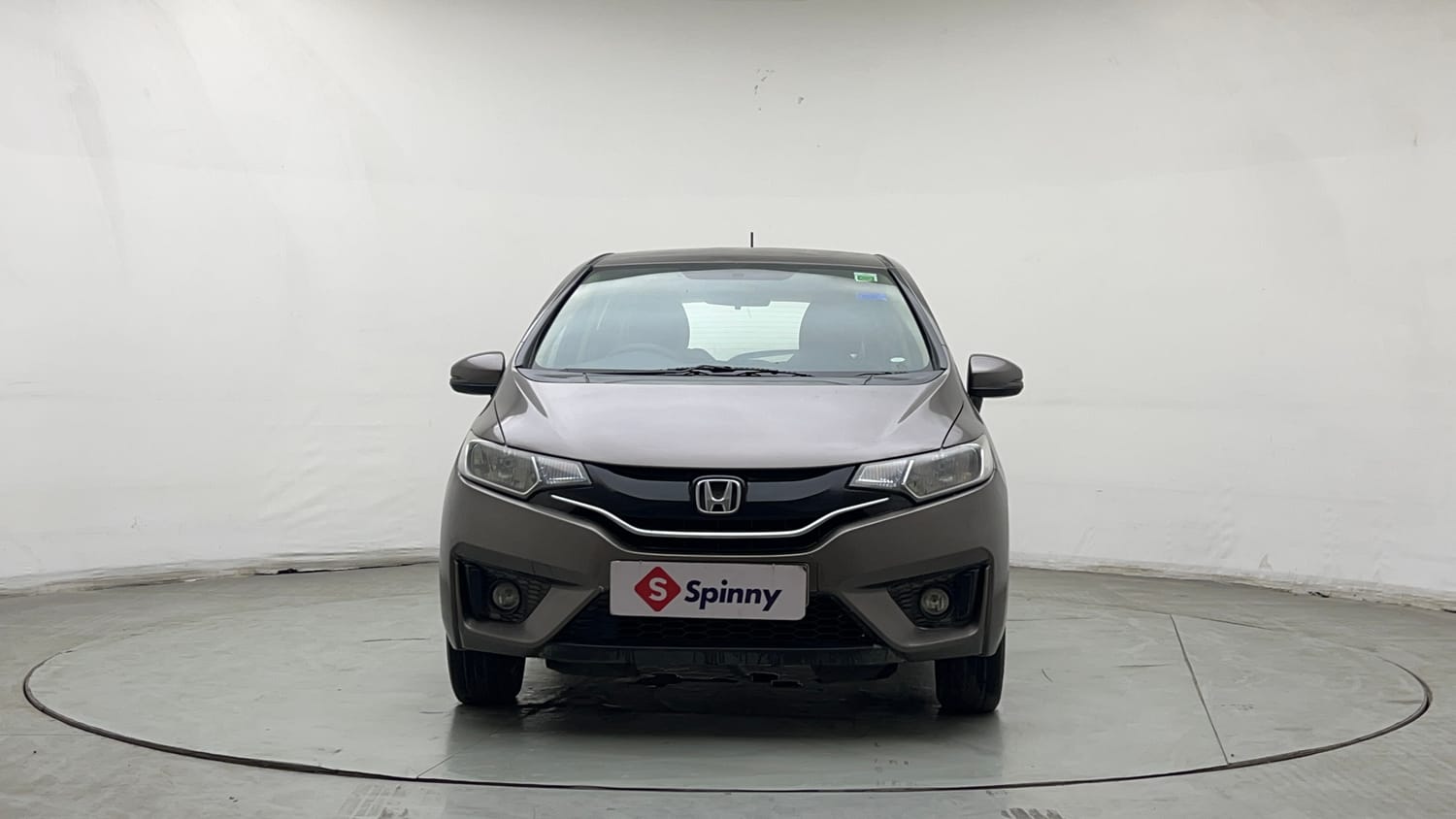 Used 2015 Honda Jazz V AT Petrol Petrol Automatic exterior FRONT VIEW
