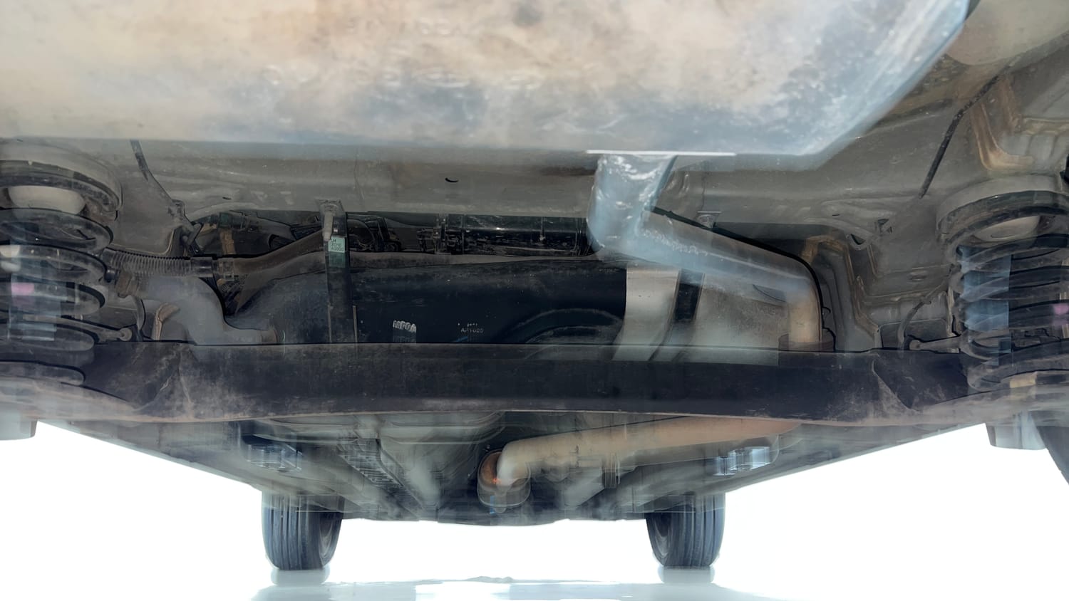 Used 2017 Hyundai Creta SX Plus 1.6  Petrol Petrol Manual extra REAR UNDERBODY VIEW (TAKEN FROM REAR)