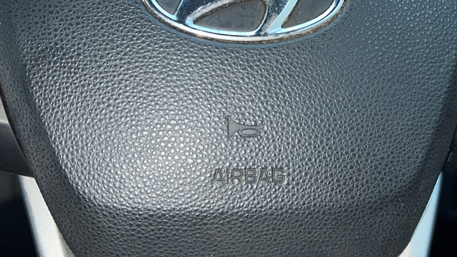 Used 2017 Hyundai Creta SX Plus 1.6  Petrol Petrol Manual top_features Airbags