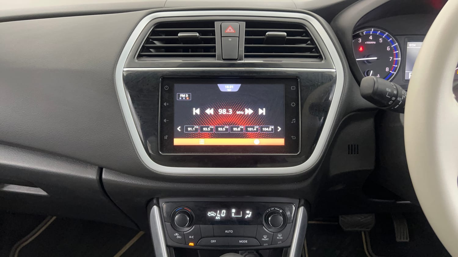 Used 2022 Maruti Suzuki S-Cross Alpha AT Petrol Automatic interior MUSIC SYSTEM & AC CONTROL VIEW