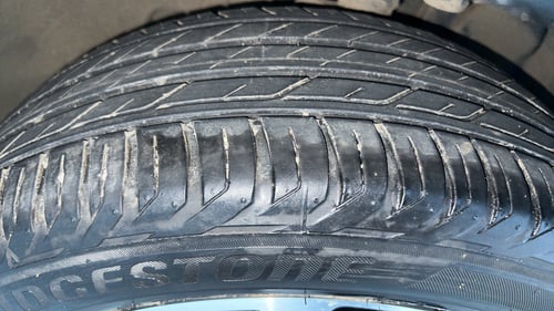 Used 2021 Jeep Compass Model S (O) Diesel 4x4 AT Diesel Automatic tyres RIGHT FRONT TYRE TREAD VIEW
