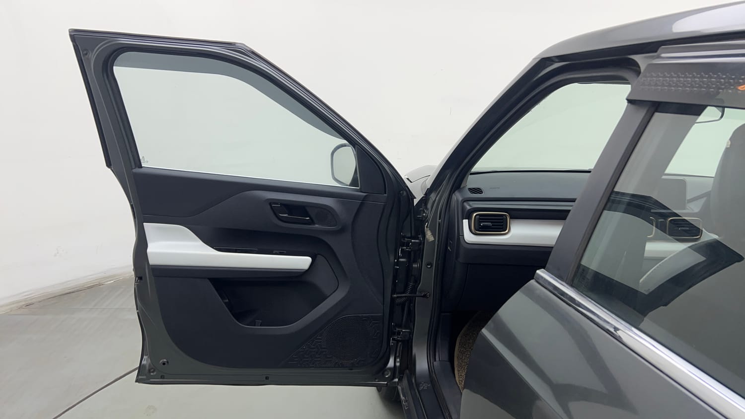 Used 2022 Tata Punch Accomplished AMT Petrol Automatic interior LEFT FRONT DOOR OPEN VIEW