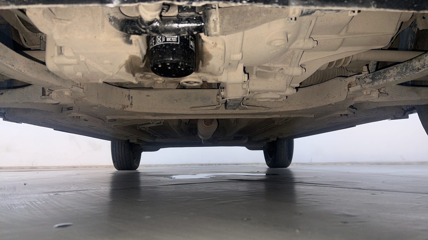 Used 2021 Nissan Magnite XL Petrol Manual extra FRONT LEFT UNDERBODY VIEW