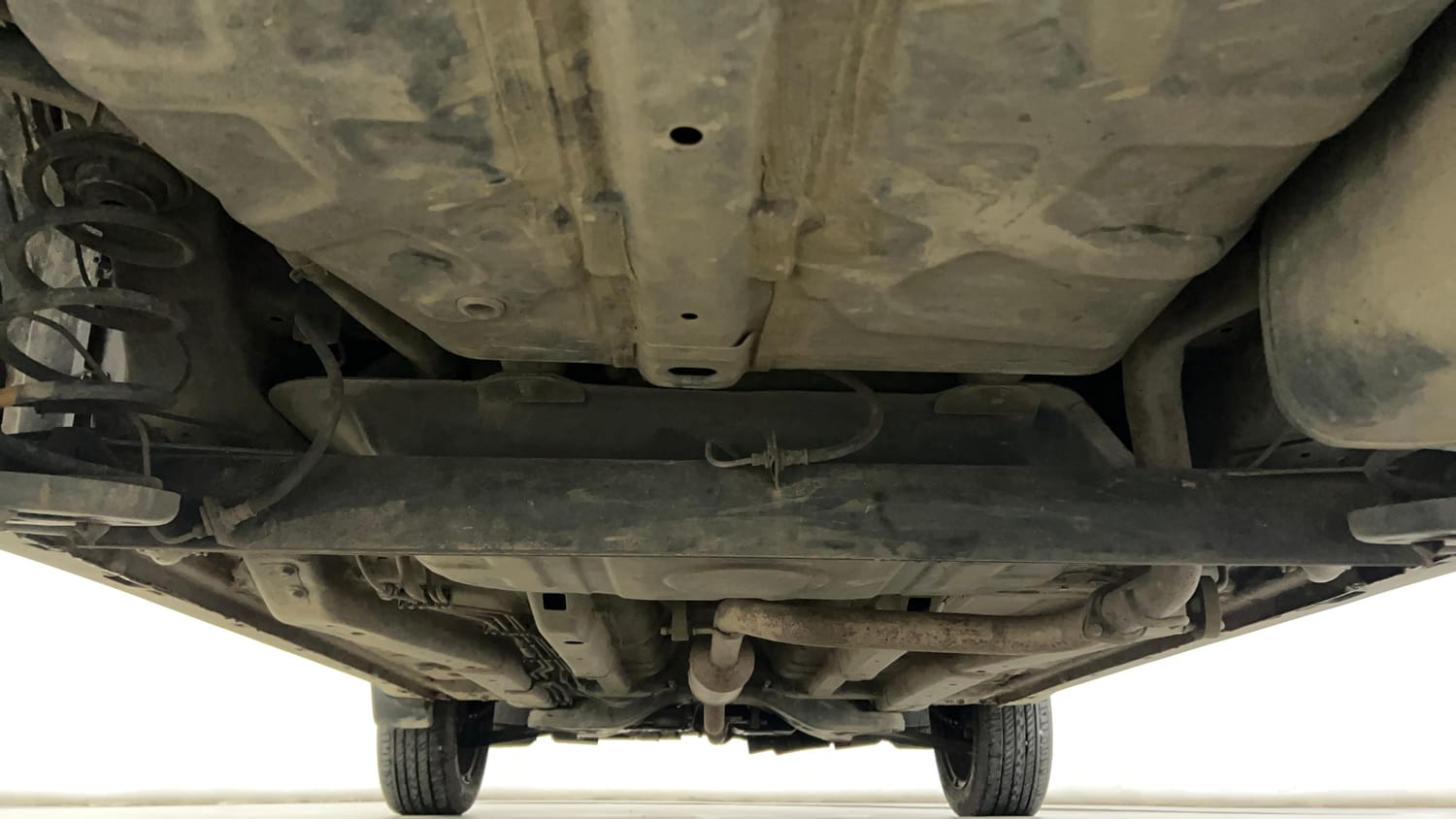 Used 2021 Tata Nexon XM Petrol Manual extra REAR UNDERBODY VIEW (TAKEN FROM REAR)
