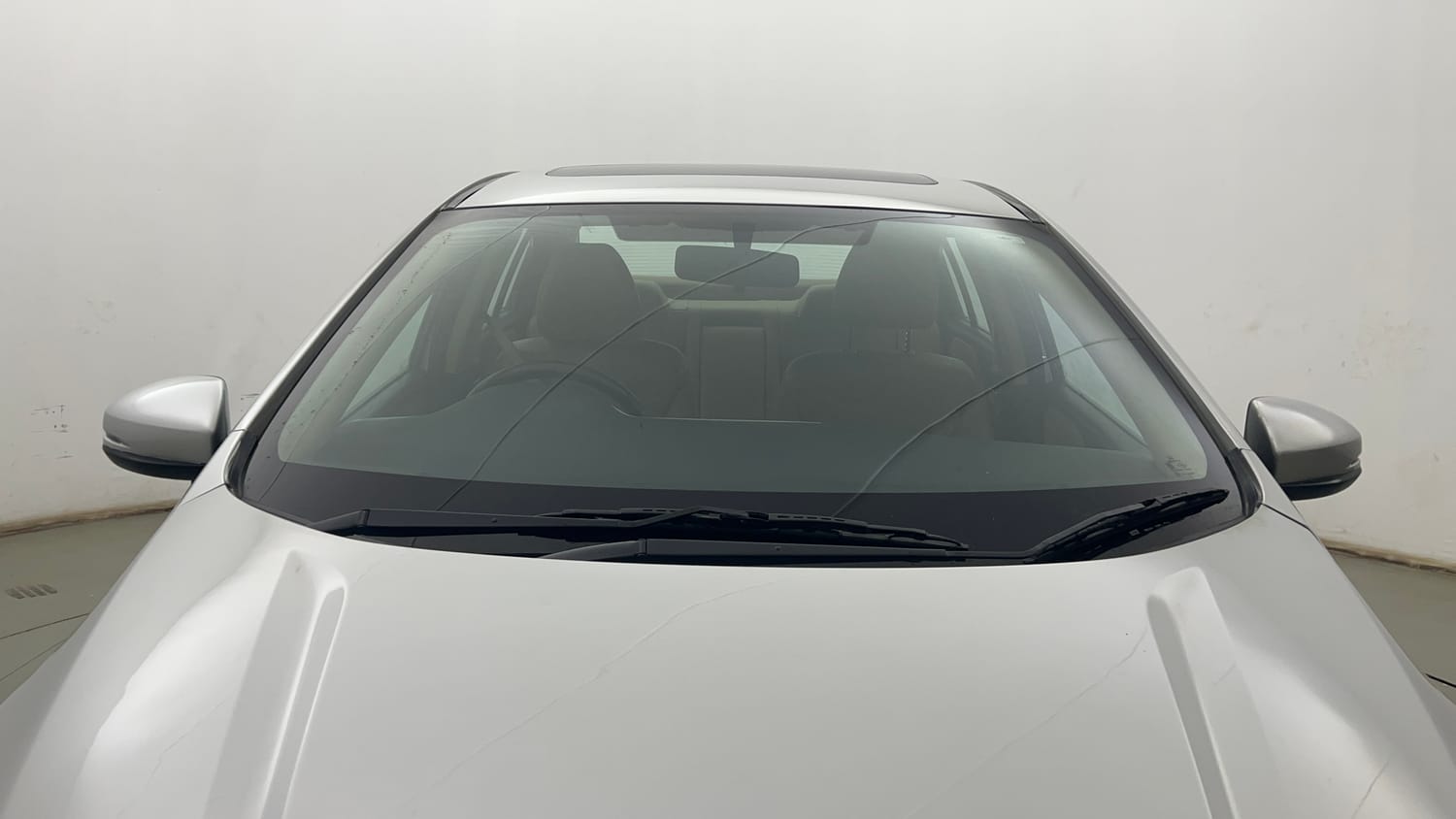 Used 2015 Honda City VX Petrol Manual exterior FRONT WINDSHIELD VIEW