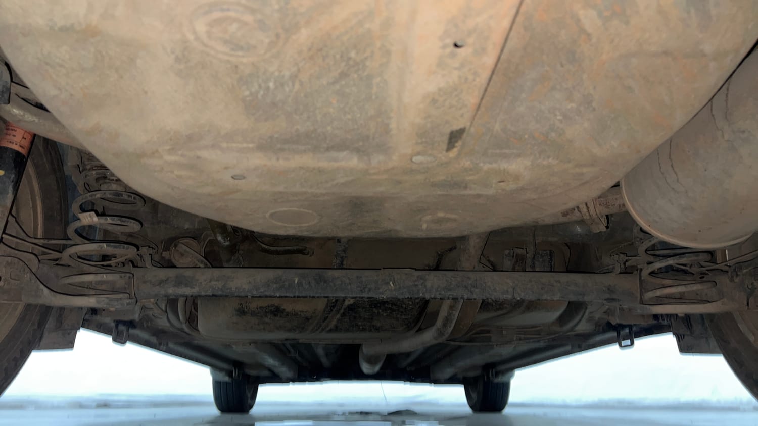 Used 2018 Maruti Suzuki Ciaz Zeta 1.4 AT Petrol Automatic extra REAR UNDERBODY VIEW (TAKEN FROM REAR)