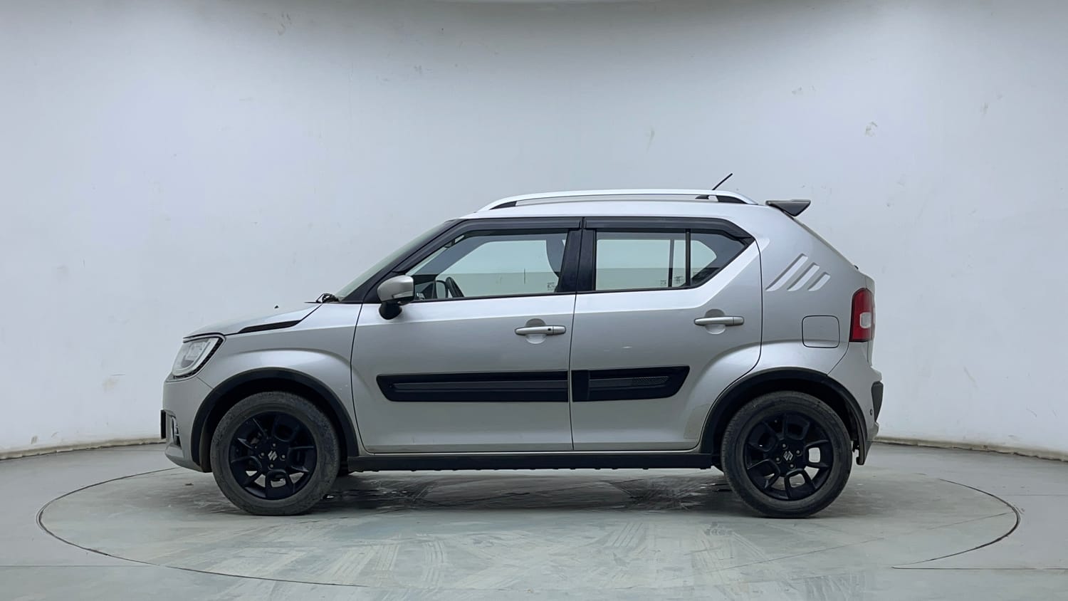 Used 2020 Maruti Suzuki Ignis Alpha 1.2 AMT Petrol Automatic exterior LEFT SIDE VIEW