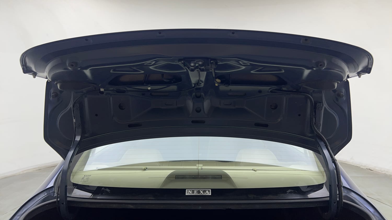 Used 2018 Maruti Suzuki Ciaz Zeta 1.4 AT Petrol Automatic interior DICKY DOOR OPEN VIEW