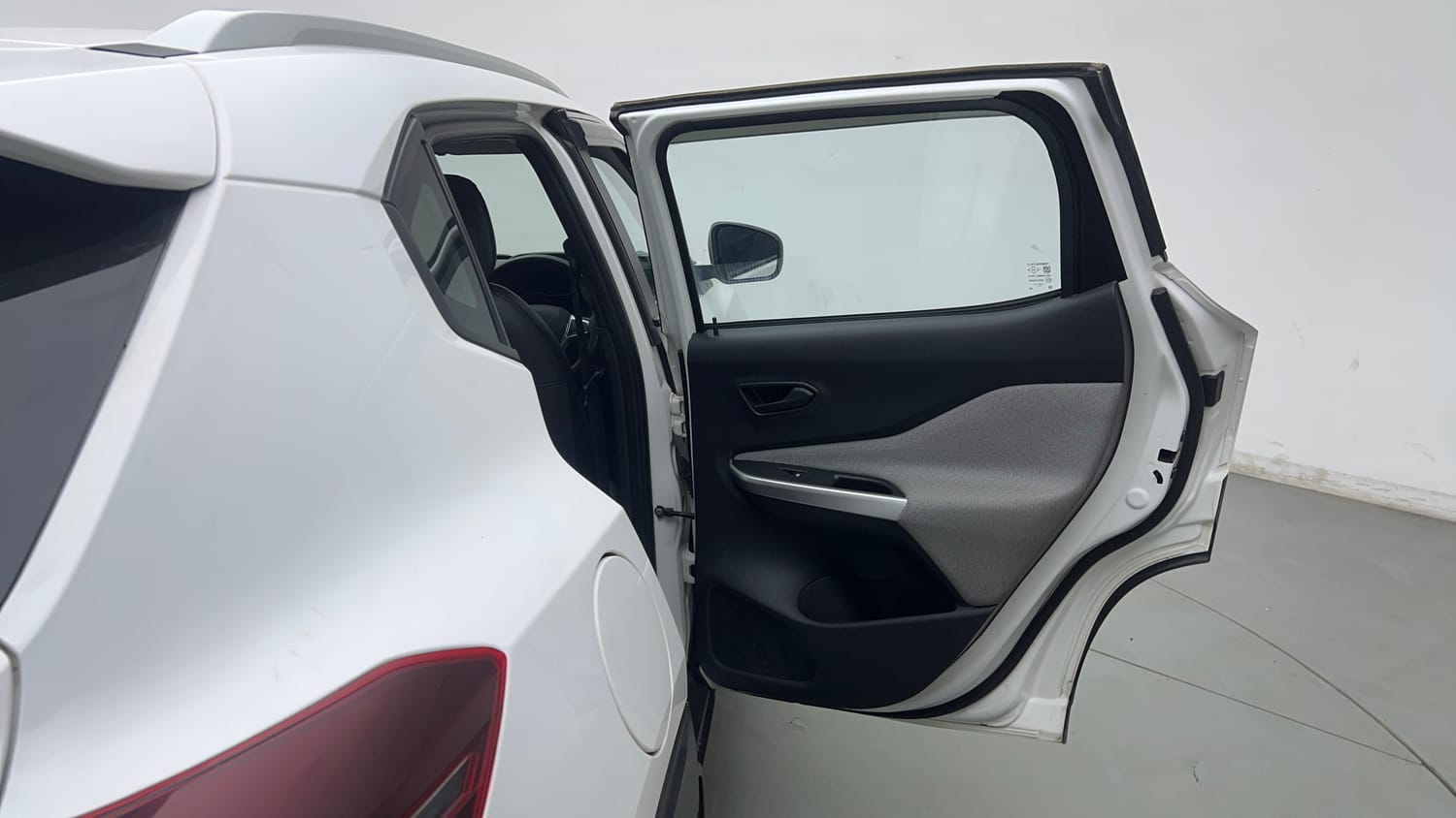 Used 2024 Nissan Magnite XE AMT Petrol Automatic interior RIGHT REAR DOOR OPEN VIEW