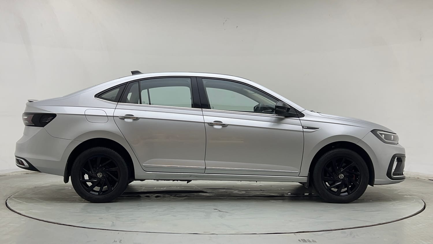 Used 2023 Volkswagen Virtus GT Plus 1.5 TSI EVO DSG Petrol Automatic exterior RIGHT SIDE VIEW