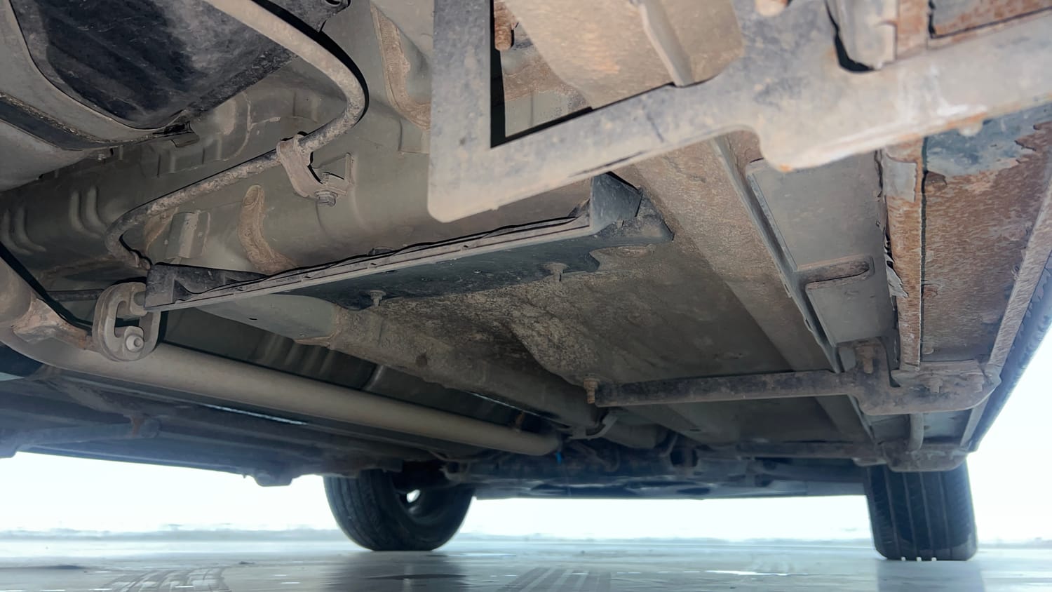 Used 2022 Kia Seltos X Line 1.5 Diesel AT Diesel Automatic extra REAR RIGHT UNDERBODY VIEW