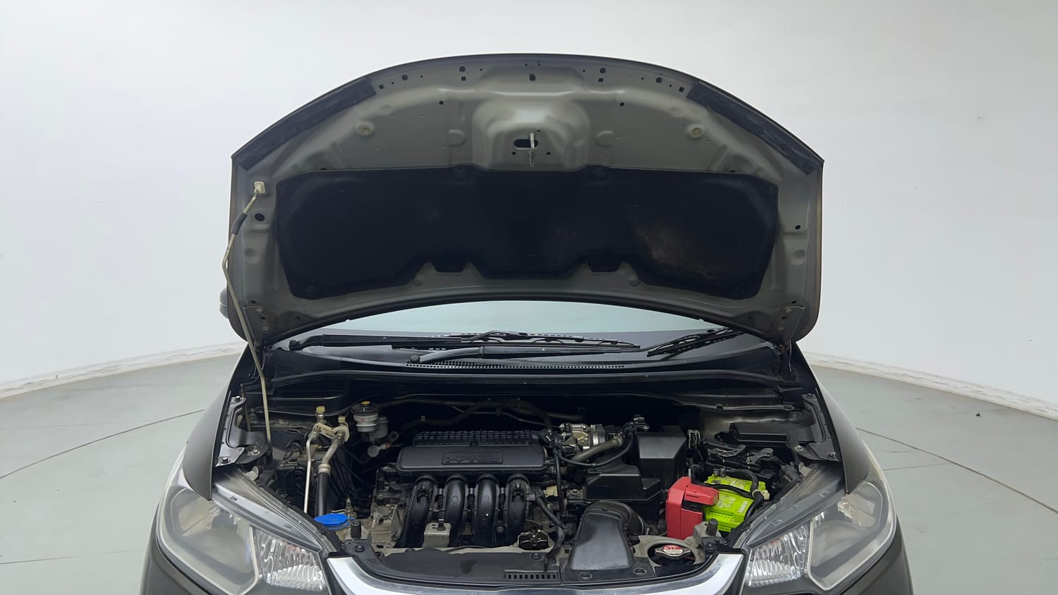 Used 2022 Honda Jazz VX CVT Petrol Automatic engine ENGINE & BONNET OPEN FRONT VIEW