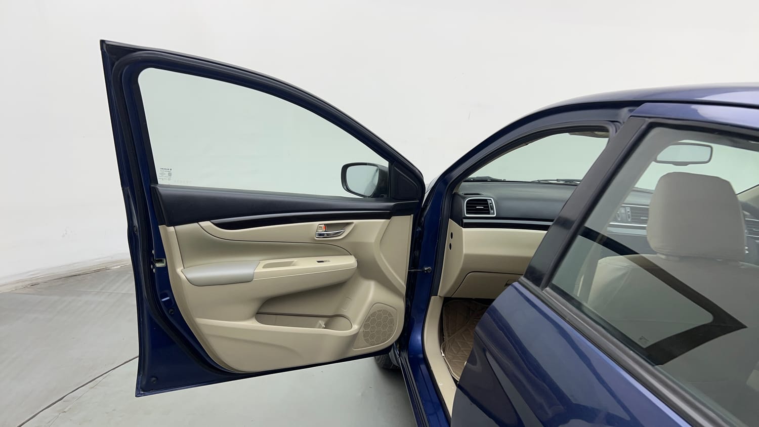 Used 2018 Maruti Suzuki Ciaz Zeta 1.4 AT Petrol Automatic interior LEFT FRONT DOOR OPEN VIEW