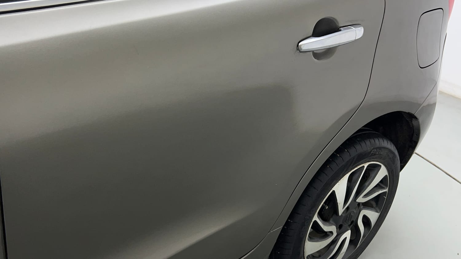 Used 2019 Maruti Suzuki Baleno Zeta Petrol Manual dents MINOR SCRATCH