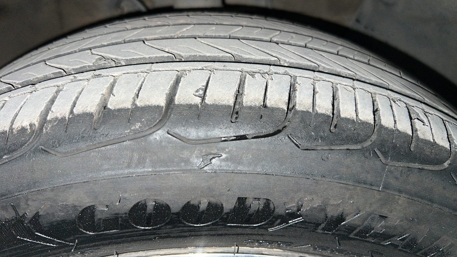Used 2017 Hyundai i20 Active 1.2 SX Petrol Manual tyres RIGHT FRONT TYRE TREAD VIEW