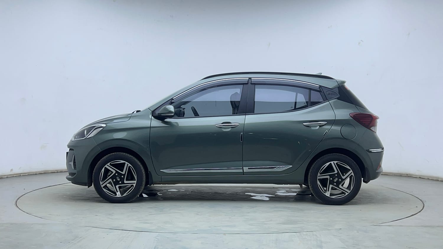 Used 2026 Hyundai Grand i10 Nios Asta 1.2 Kappa AMT Petrol Automatic exterior LEFT SIDE VIEW