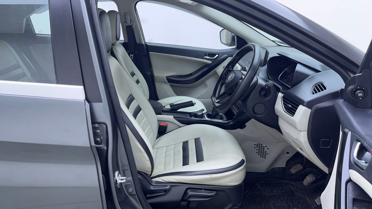 Used 2023 Tata Nexon XZ Plus Diesel Diesel Manual interior RIGHT SIDE FRONT DOOR CABIN VIEW