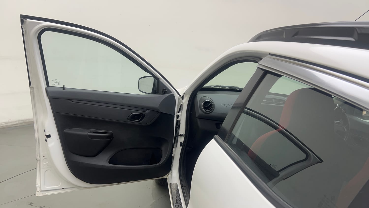 Used 2020 Renault Kwid RXT 1.0 Opt Petrol Manual interior LEFT FRONT DOOR OPEN VIEW