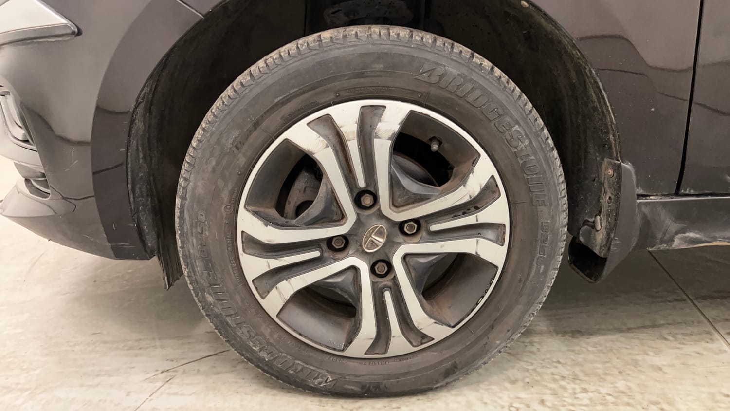 Used 2022 Tata Tiago XT CNG Cng Manual tyres LEFT FRONT TYRE RIM VIEW