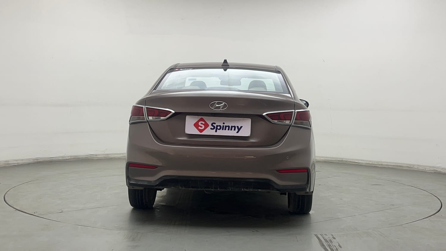 Used 2017 Hyundai Verna SX 1.6 VTVT Petrol Manual exterior BACK VIEW