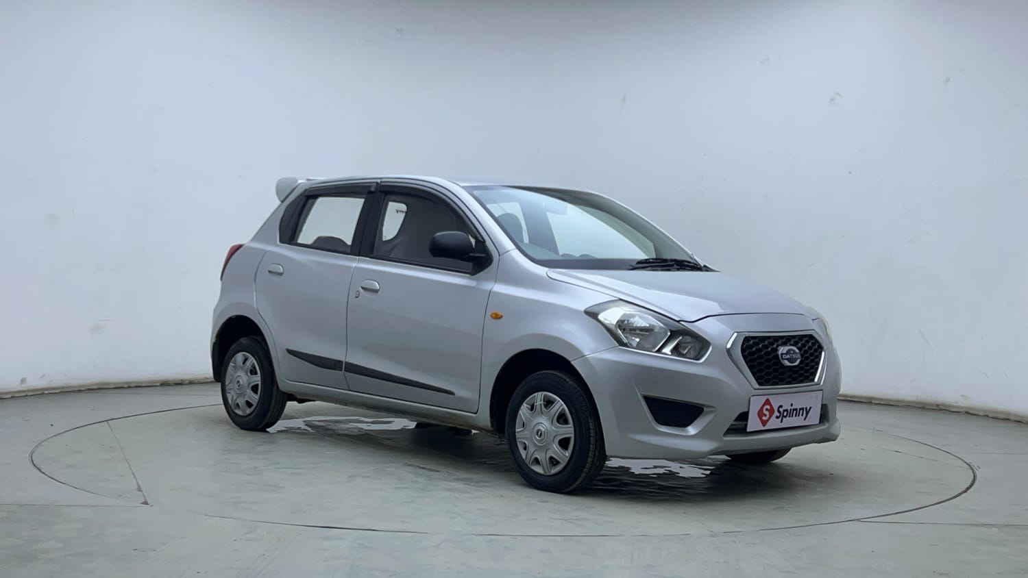 Used 2014 Datsun GO T Petrol Manual exterior RIGHT FRONT CORNER VIEW